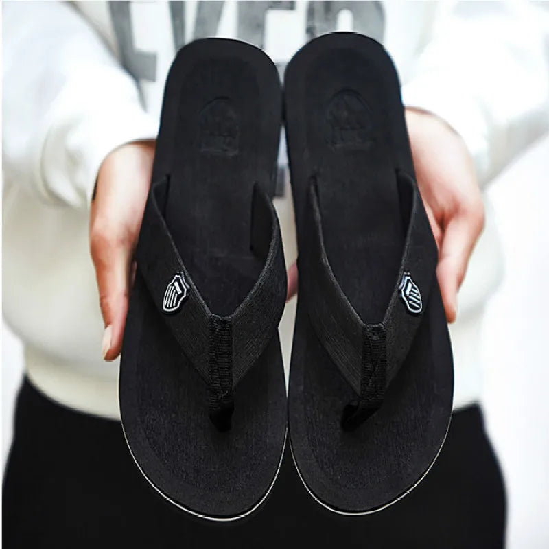 New Sandals Shoes Men Summer Men Flip Flops High Quality Beach Sandals Anti-slip Zapatos Hombre Casual Shoes Man Slippers