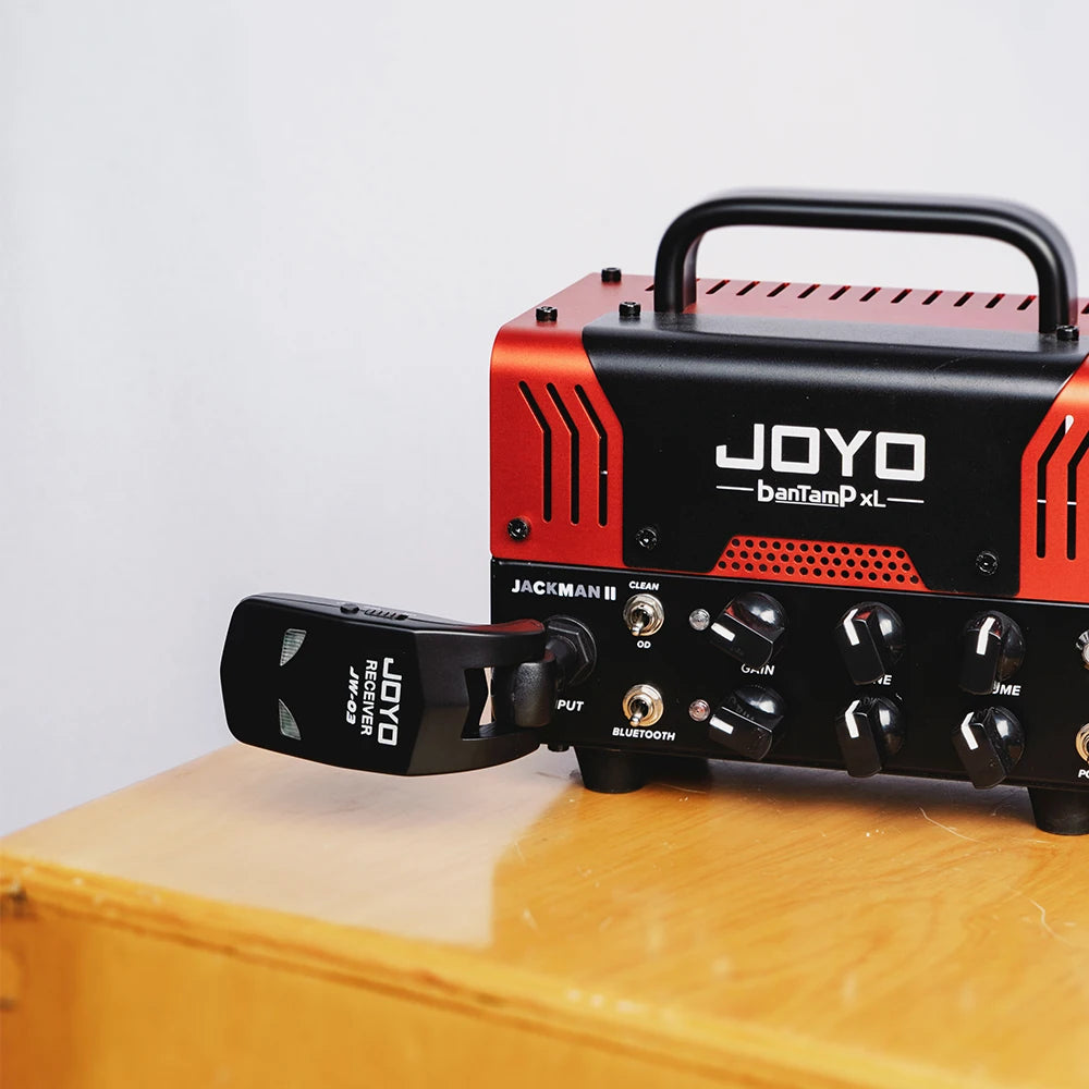 JOYO JW-03 Wireless Guitar System 2.4GHz 4 Channels Wireless Guitar Transmitter and Receiver for Electric Guitar Bass Amplifier