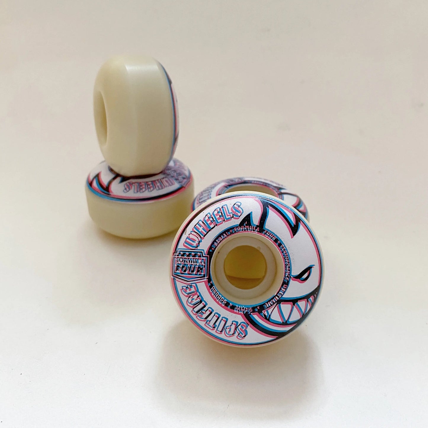 Spitfire wheels imported genuine Spitfire 52mm 101duro 53mm 54mm 56mm 99duro 80HD skateboard wheel for skateboard