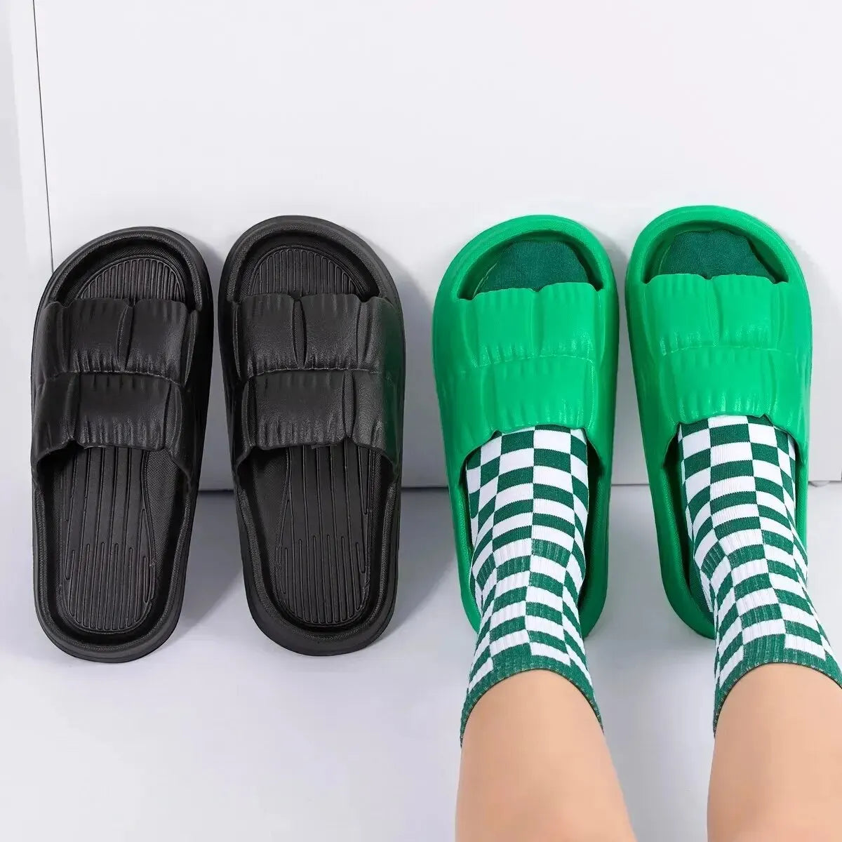 Women Soft Sole Cloud Slippers Thick Platform Indoor Outdoor Beach Sandals Summer EVA Non Slip Flip Flops