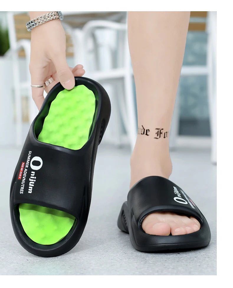 2024 New Men Massage Slippers Slides Indoor Outdoor Sandals Beach Casual Shoes Comfortable Sole Men's Slippers Big Size 38-47