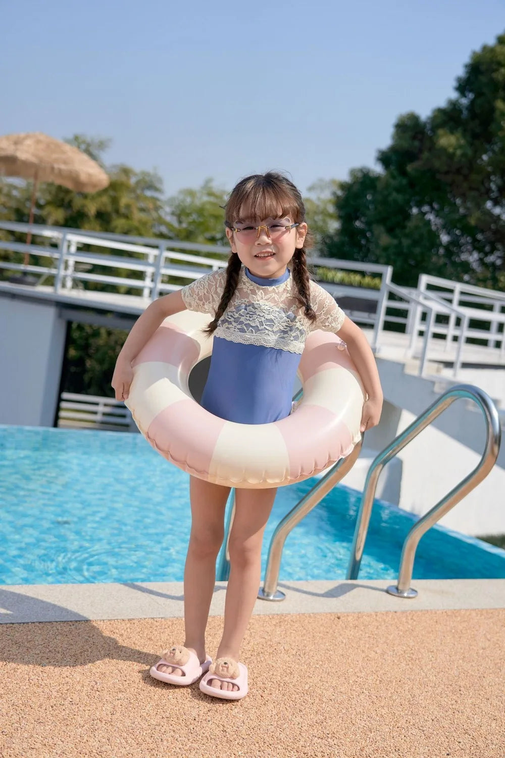 Rooxin Donut Swimming Ring Inflatable Pool Float for Teen Kids Swimming Circle Baby Swim Tube Water Play Swimming Pool Toys